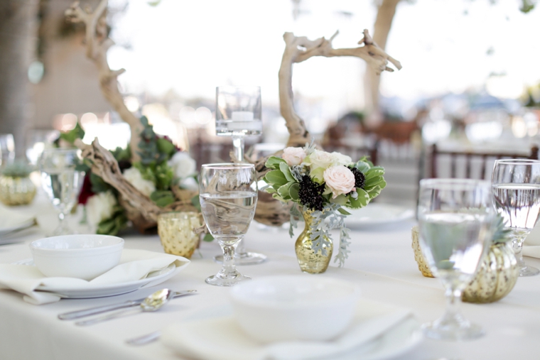 A Nature Inspired Oceanside Wedding via TheELD.com