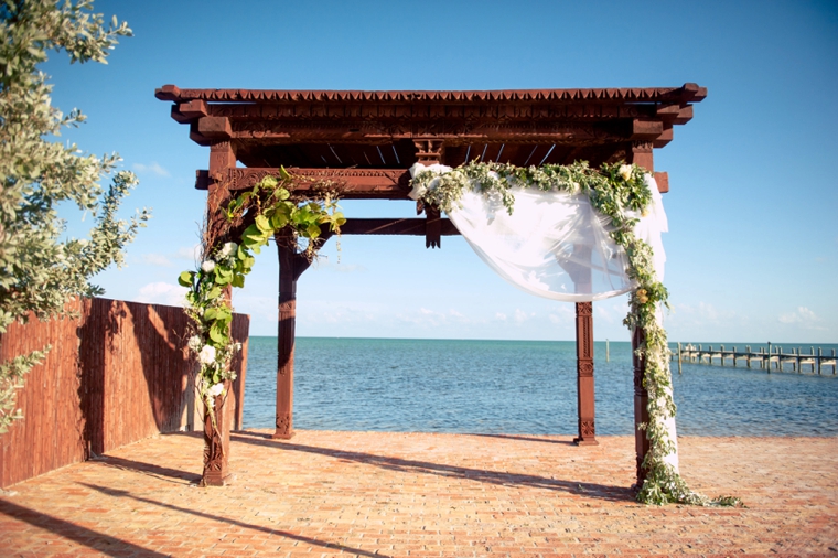 A Romantic Oceanside Wedding In The Keys via TheELD.com