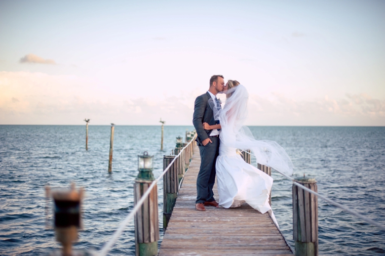 A Romantic Oceanside Wedding In The Keys via TheELD.com