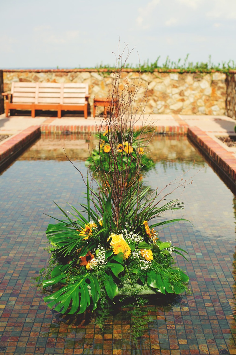 A Yellow and Blue Rustic Florida Wedding via TheELD.com