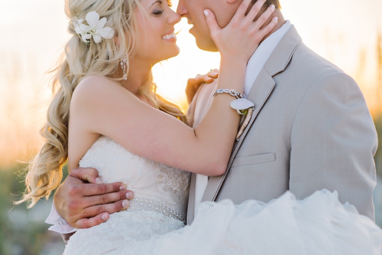 An Elegant Beach Wedding via TheELD.com