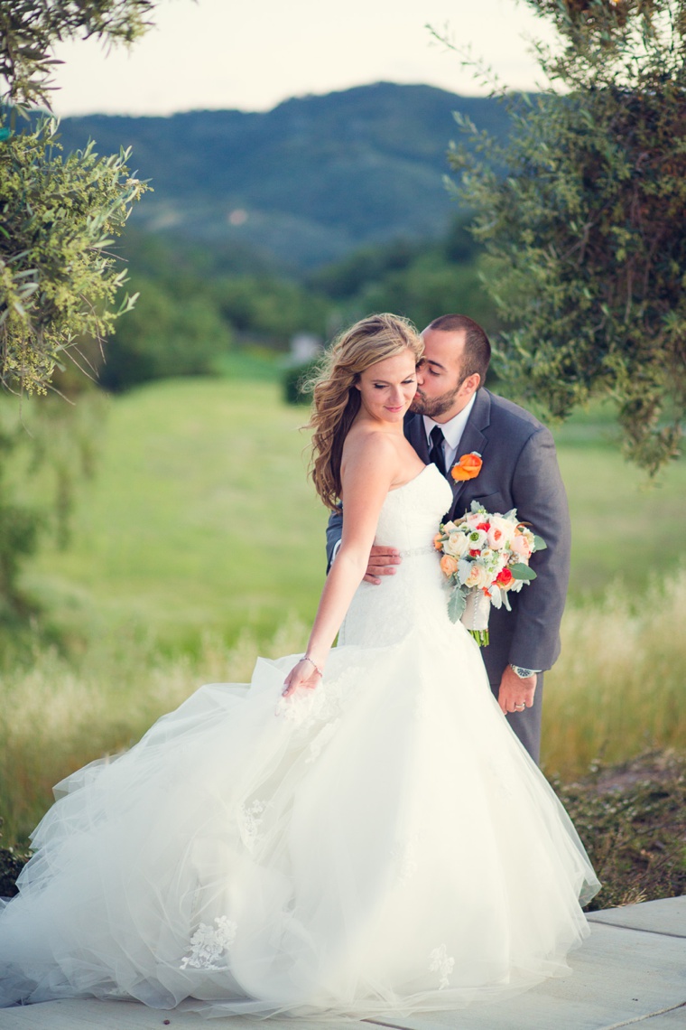 Elegant Orange and White California Wedding via TheELD.com