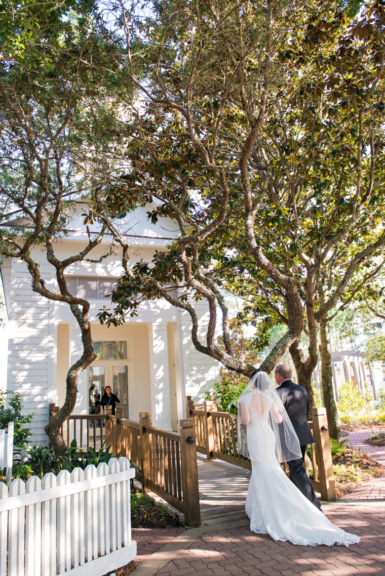 An Elegant Navy & White Carillon Beach Wedding via TheELD.com