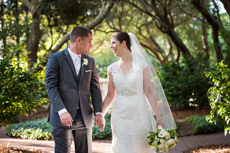 An Elegant Navy & White Carillon Beach Wedding via TheELD.com