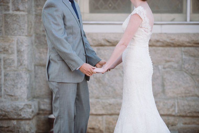 An Elegant Navy & Blush South Carolina Wedding via TheELD.com