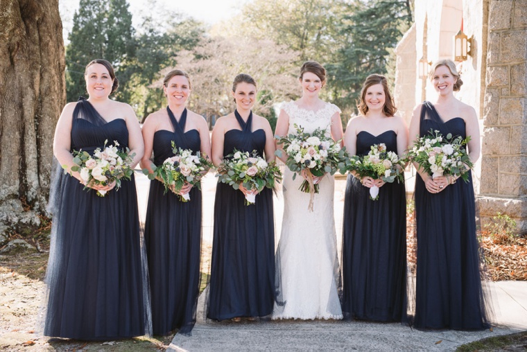 An Elegant Navy & Blush South Carolina Wedding via TheELD.com