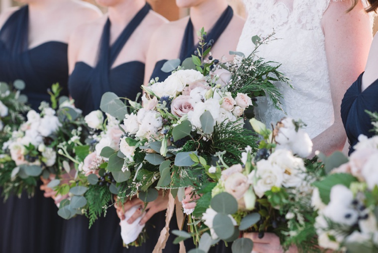 An Elegant Navy & Blush South Carolina Wedding via TheELD.com