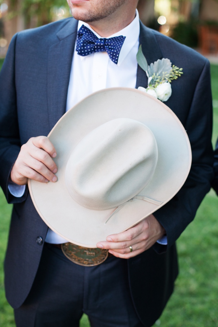 A Classic, Navy and Blush Oklahoma Wedding via TheELD.com