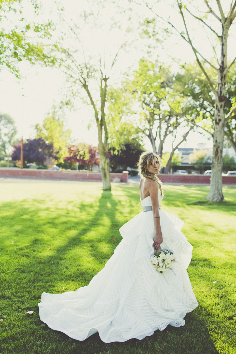 Eclectic Blush and Gold Vineyard Wedding via TheELD.com