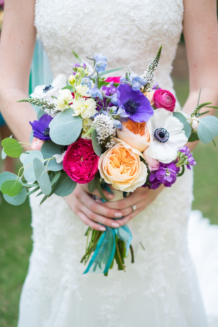 An Elegant & Colorful Wedding via TheELD.com