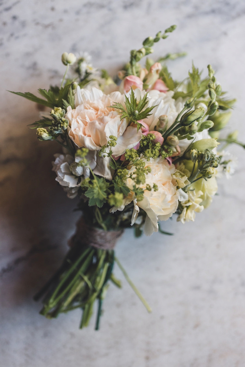 A Natural and Enchanting Vermont Wedding via TheELD.com