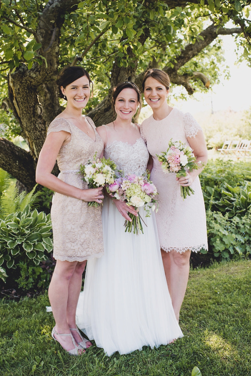 A Natural and Enchanting Vermont Wedding via TheELD.com