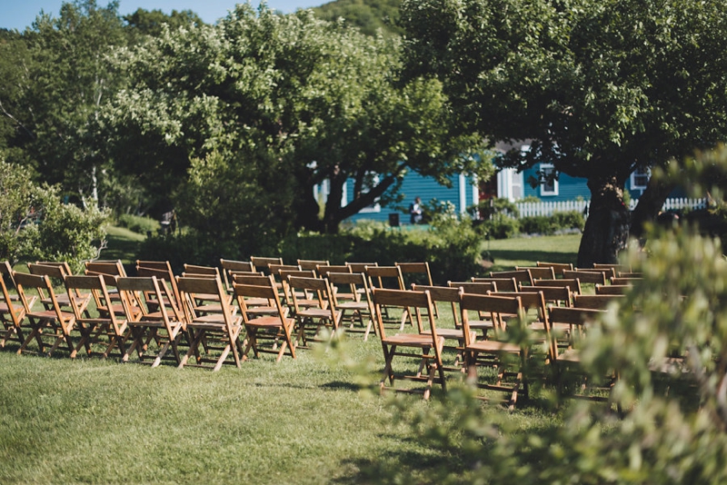 A Natural and Enchanting Vermont Wedding via TheELD.com