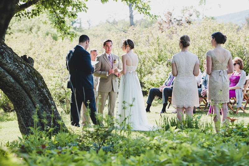 A Natural and Enchanting Vermont Wedding via TheELD.com