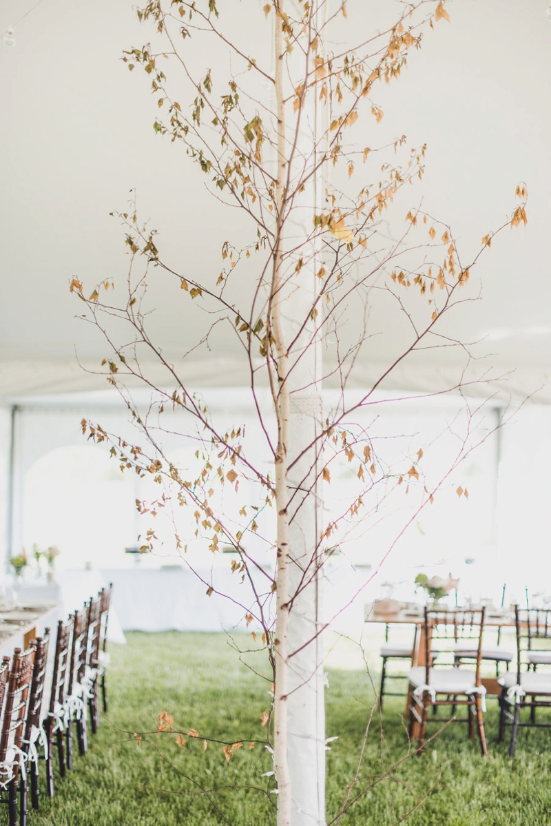 A Natural and Enchanting Vermont Wedding via TheELD.com