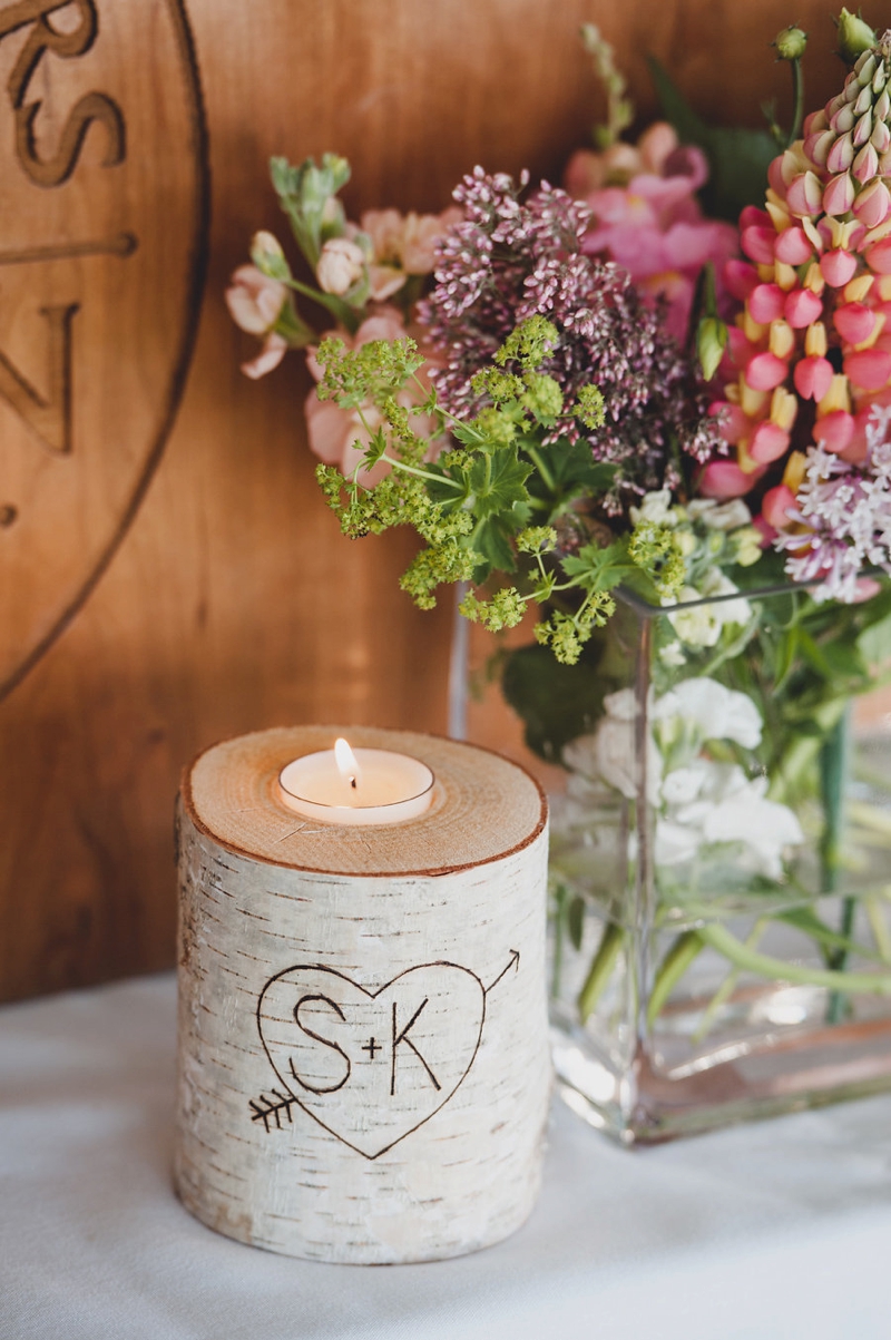 A Natural and Enchanting Vermont Wedding via TheELD.com