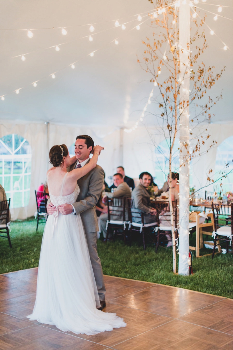 A Natural and Enchanting Vermont Wedding via TheELD.com