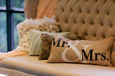 A Romantic Blush, Mint and Gold Wedding via TheELD.com