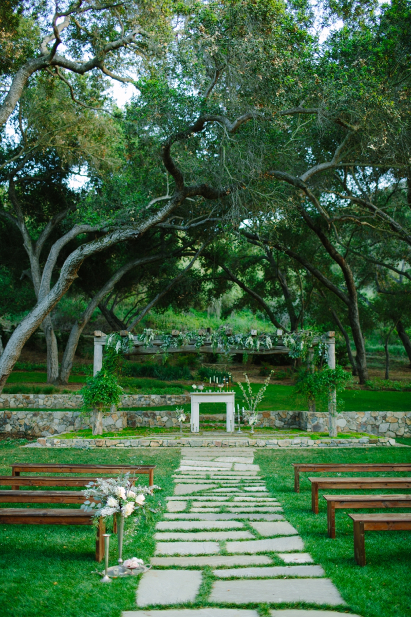 Romantic Woodland Wedding Ideas via TheELD.com