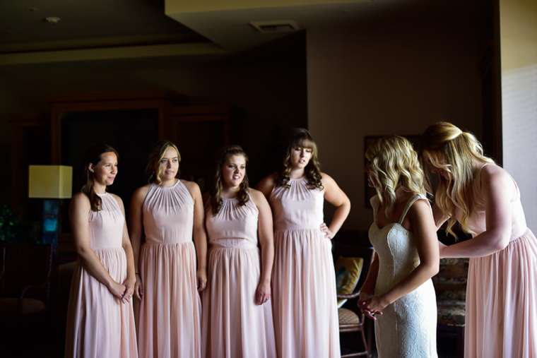 A Romantic & Elegant Las Vegas Wedding via TheELD.com