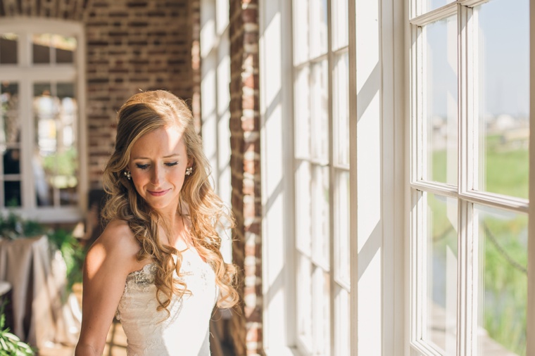 Elegant Green & White Charleston Wedding via TheELD.com