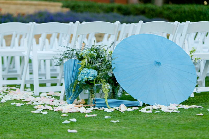 A Vintage 1920s Inspired Wedding via TheELD.com