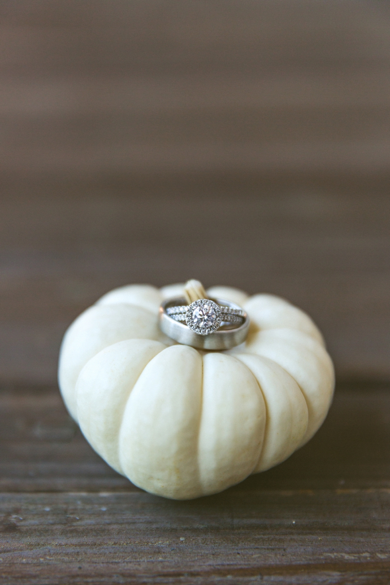 An Elegant Pink Halloween Wedding via TheELD.com