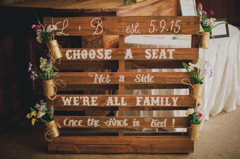 A Rustic Organic Dallas Wedding via TheELD.com