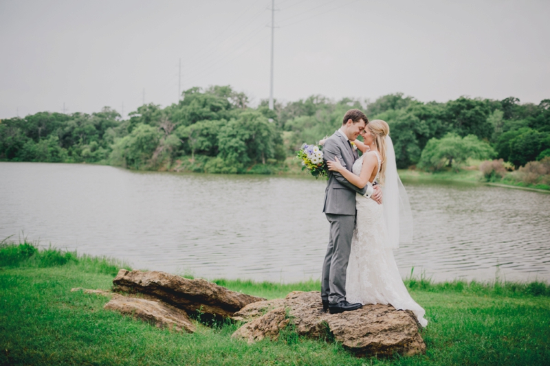 A Rustic Organic Dallas Wedding via TheELD.com