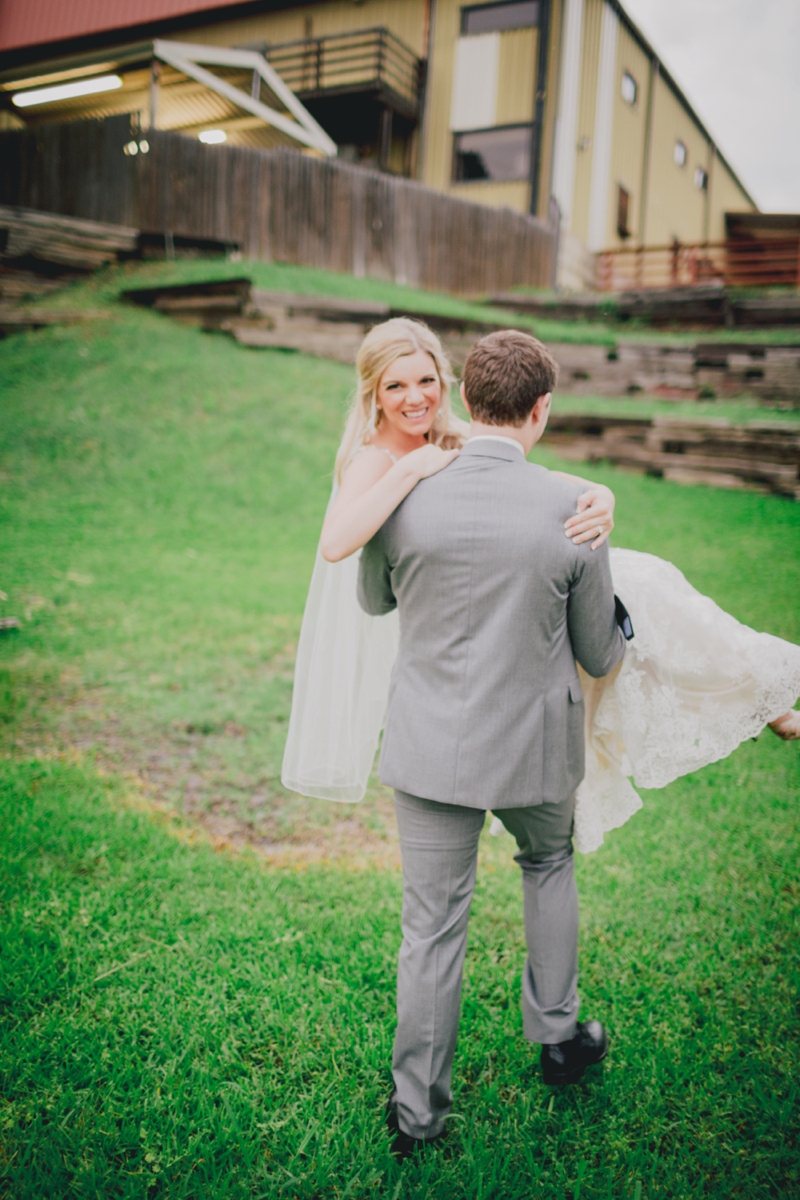 A Rustic Organic Dallas Wedding via TheELD.com