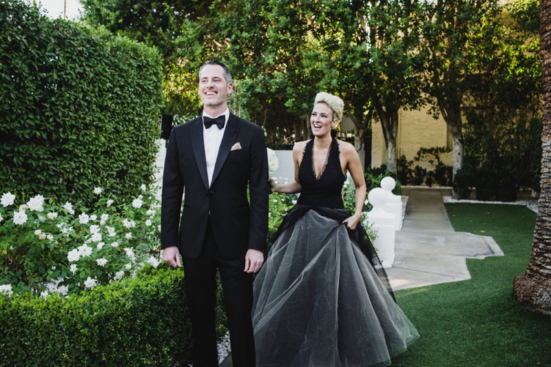 Stylish Black & White Palm Springs Wedding via TheELD.com