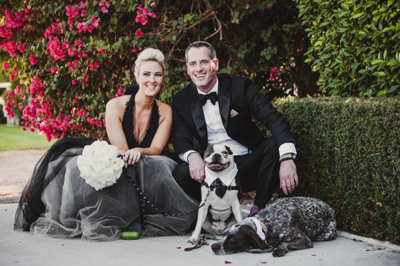 Stylish Black & White Palm Springs Wedding via TheELD.com