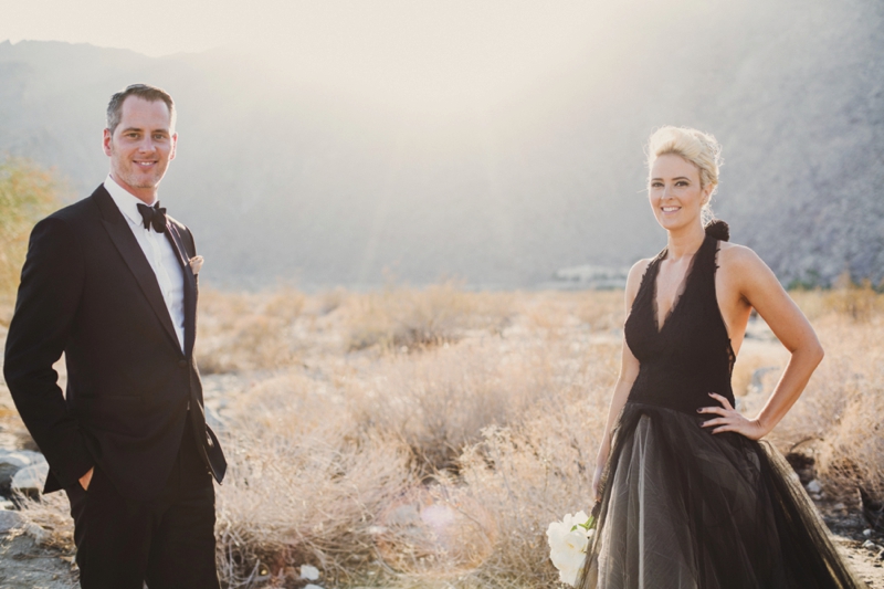 Stylish Black & White Palm Springs Wedding via TheELD.com