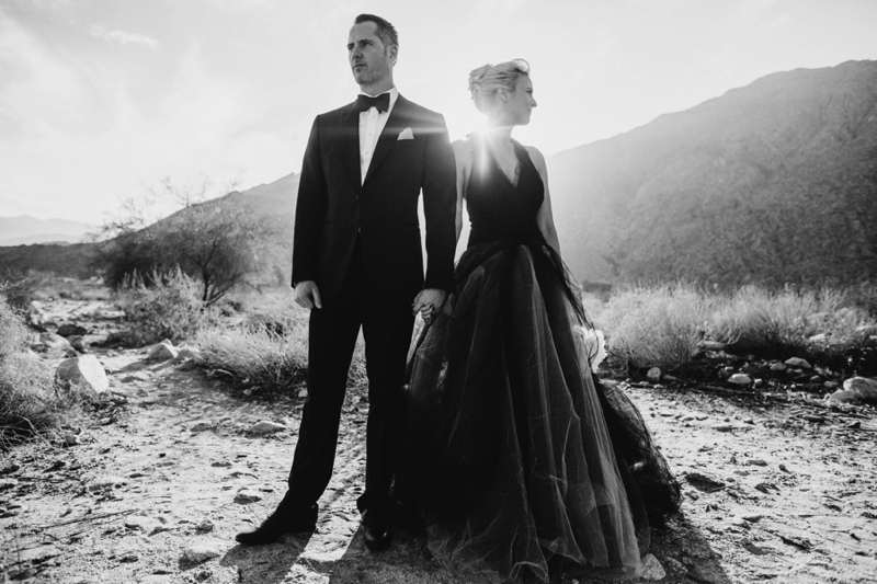 Stylish Black & White Palm Springs Wedding via TheELD.com