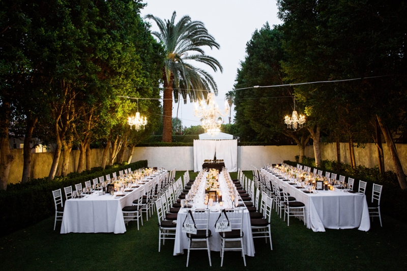 Stylish Black & White Palm Springs Wedding via TheELD.com