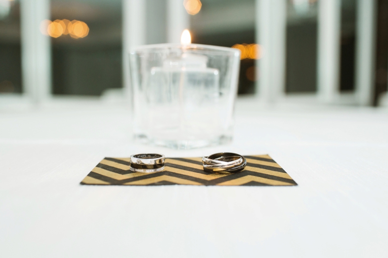 Stylish Black & White Palm Springs Wedding via TheELD.com