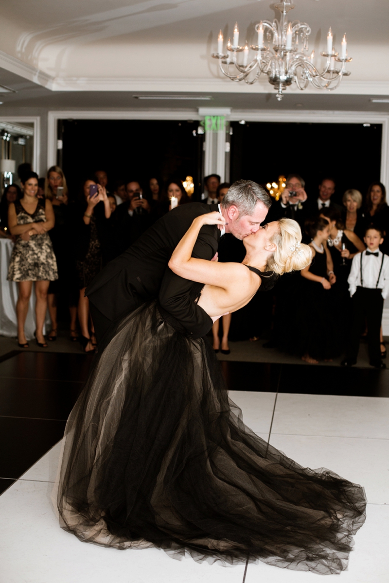 Stylish Black & White Palm Springs Wedding via TheELD.com