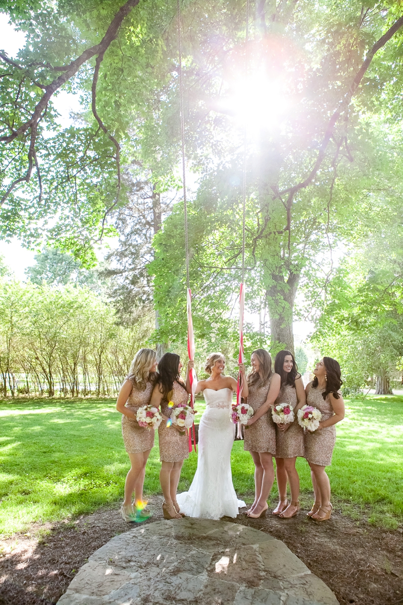 Vintage Chic Nashville Wedding via TheELD.com