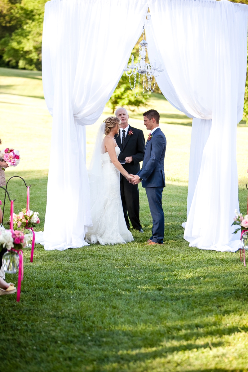 Vintage Chic Nashville Wedding via TheELD.com