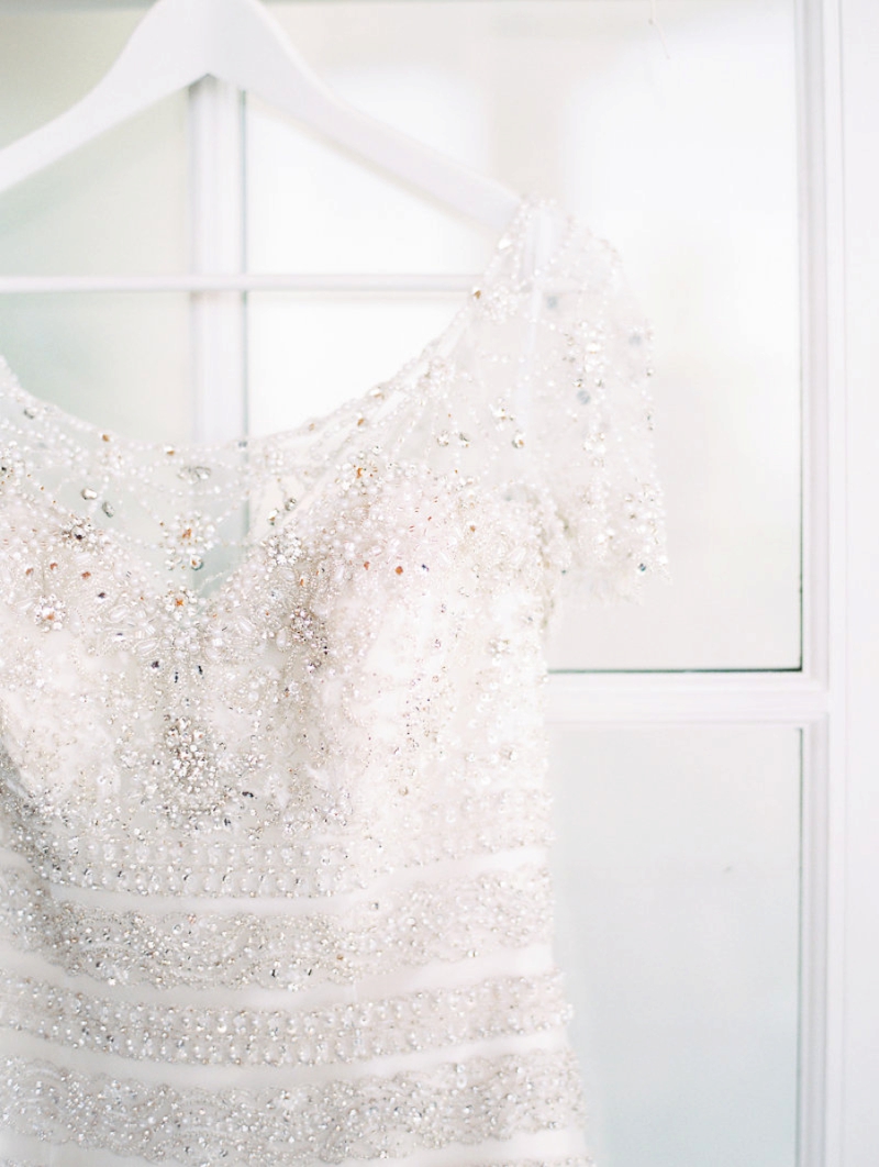 A Blush & Sage Michigan Wedding via TheELD.com