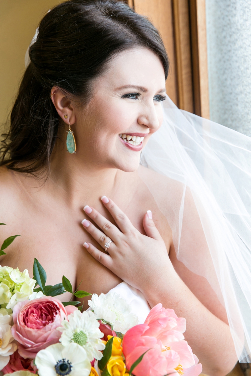 A Romantic Pink & Mint Texas Wedding via TheELD.com