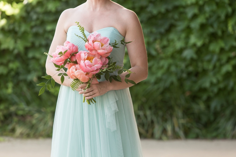 A Romantic Pink & Mint Texas Wedding via TheELD.com