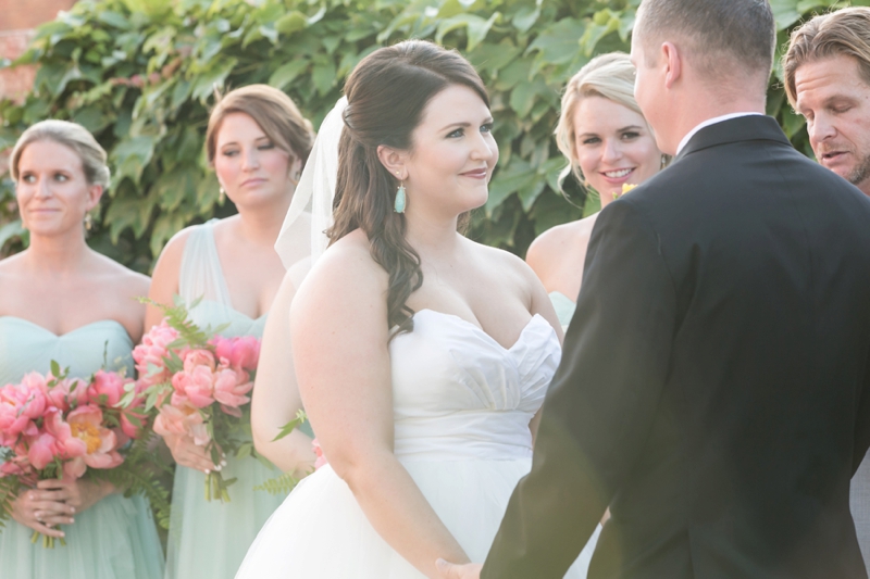 A Romantic Pink & Mint Texas Wedding via TheELD.com