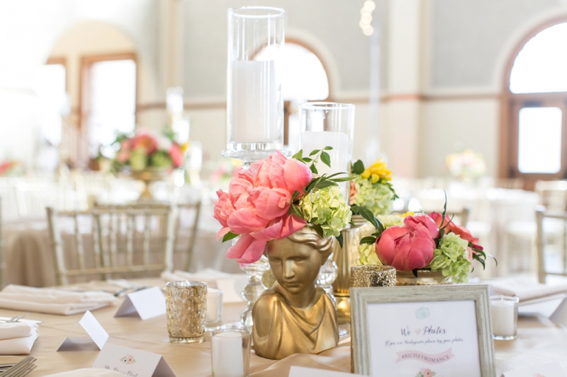 A Romantic Pink & Mint Texas Wedding via TheELD.com