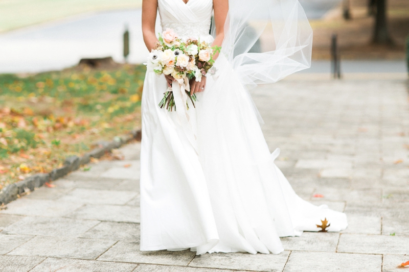 A Timeless & Organic Southern Wedding via TheELD.com