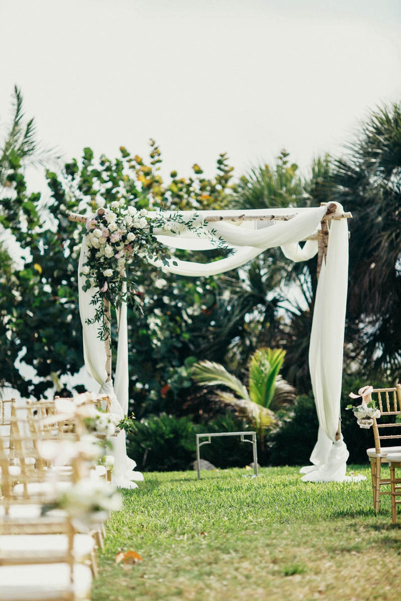 Elegant Blush and Gold Sarasota Wedding via TheELD.com