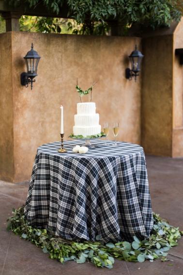 Green & White Fall Wedding Ideas | Every Last Detail