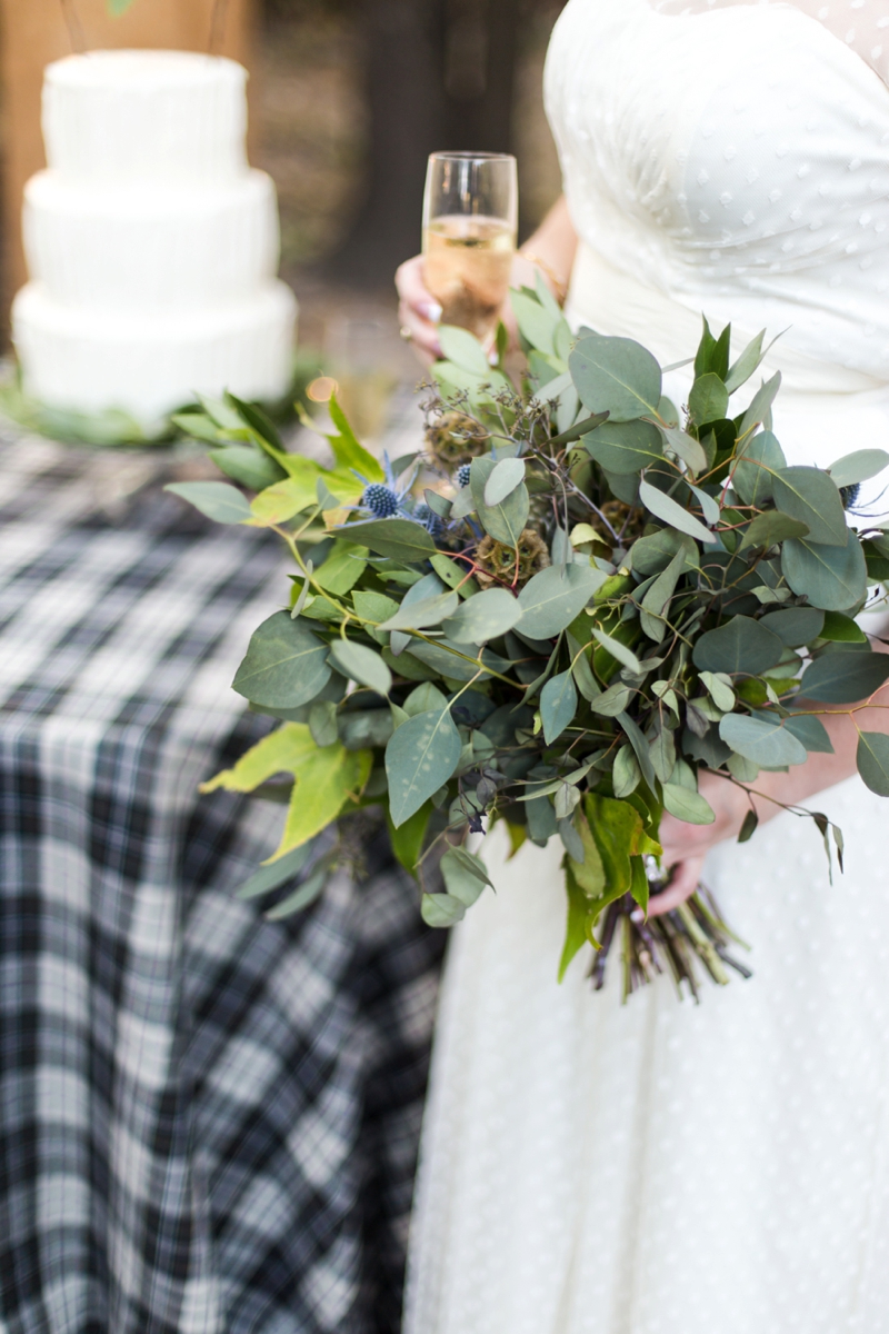 Green & White Fall Wedding Ideas via TheELD.com