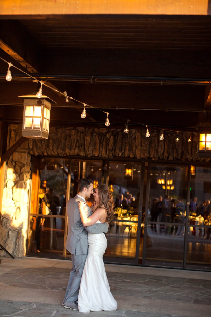 A Rustic Elegant Asheville Wedding via TheELD.com