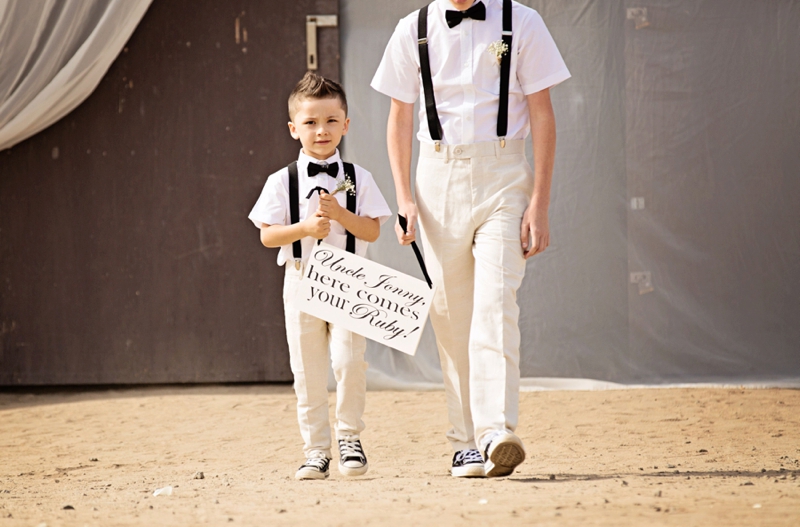 A Blush & Champagne California Barn Wedding via TheELD.com